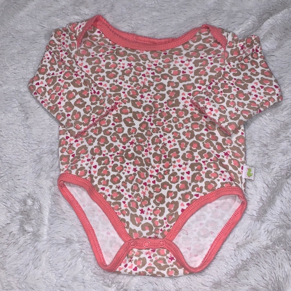duck duck goose printed Pink bodysuit